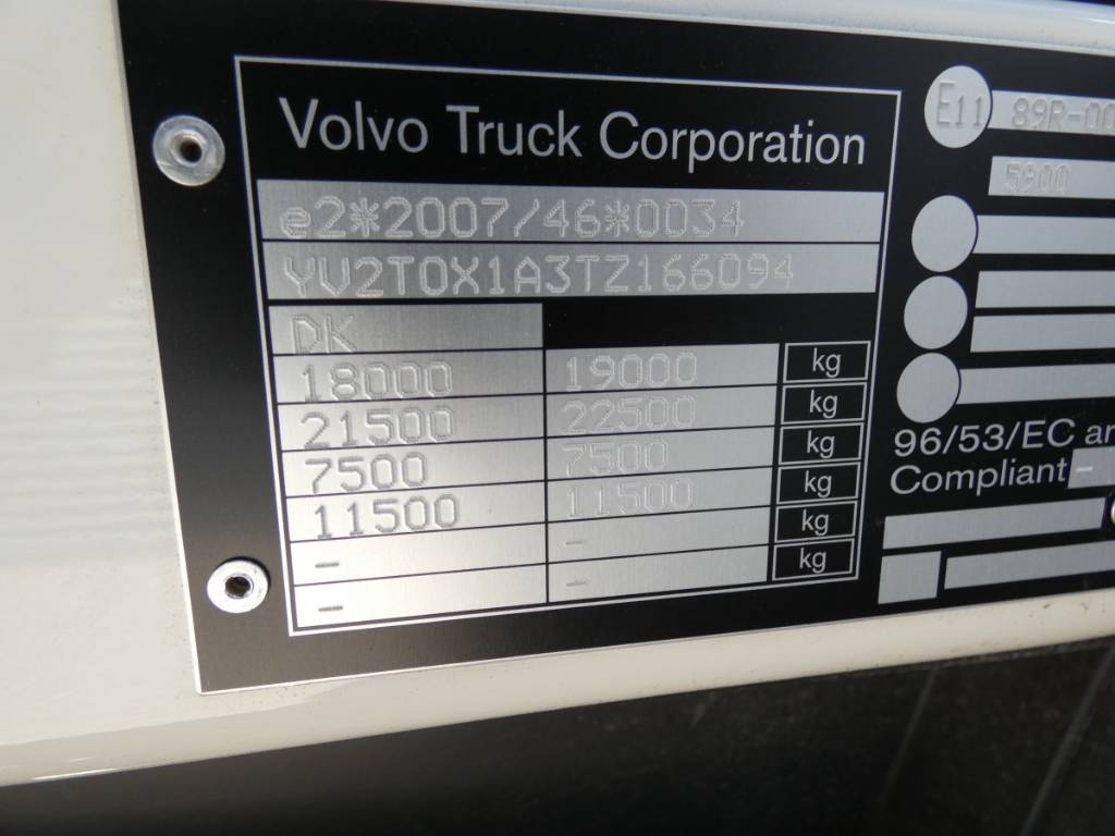 volvo-fl-18-25030cd5c40.jpg